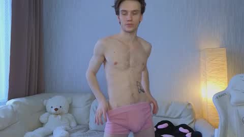 Snapshot of pupsenish chatting on February 3, 2026, 6:22 am Jesse online show from February 3, 2026, 6:22 am