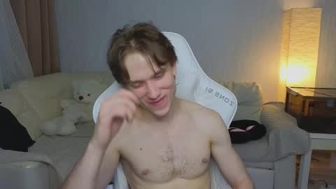 Snapshot of pupsenish chatting on February 26, 2026, 2:05 pm Jesse online show from February 26, 2026, 2:05 pm