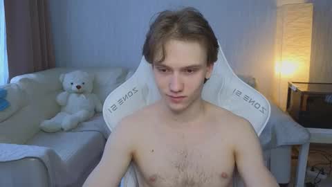 Snapshot of pupsenish chatting on March 3, 2026, 4:51 am Jesse online show from March 3, 2026, 4:51 am