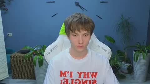 Snapshot of pupsenish chatting on March 18, 2026, 2:42 pm Jesse online show from March 18, 2026, 2:42 pm