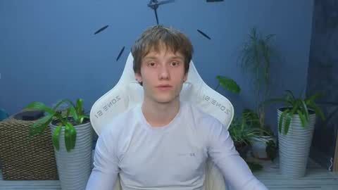 Snapshot of pupsenish chatting on March 20, 2026, 4:34 pm Jesse online show from March 20, 2026, 4:34 pm