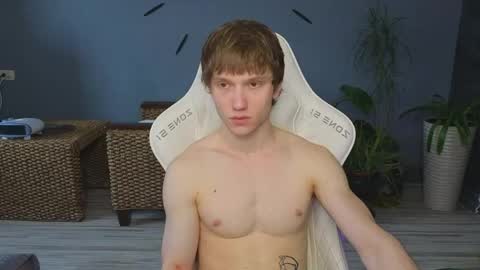 Snapshot of pupsenish chatting on April 6, 2026, 4:46 am Jesse online show from April 6, 2026, 4:46 am