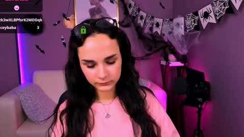 Snapshot of pure_angel1 chatting on October 25, 2025, 11:32 pm pure angel1 online show from October 25, 2025, 11:32 pm