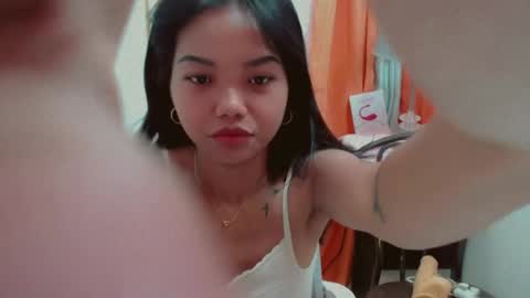 Snapshot of pure_asian_beauty chatting on June 21, 2026, 3:03 pm zarah online show from June 21, 2026, 3:03 pm