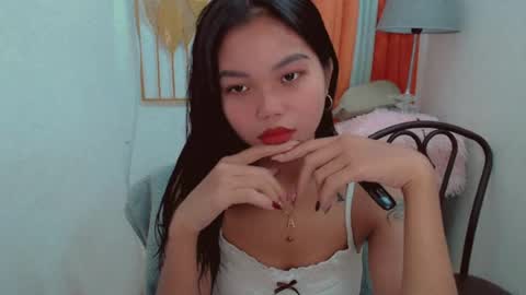 Snapshot of pure_asian_beauty chatting on July 26, 2026, 5:26 am zarah online show from July 26, 2026, 5:26 am