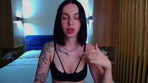 Julia online show from July 9, 2026, 3:49 pm