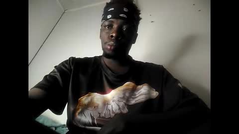 Snapshot of pureblack_ chatting on October 10, 2025, 10:03 am Pureblack online show from October 10, 2025, 10:03 am