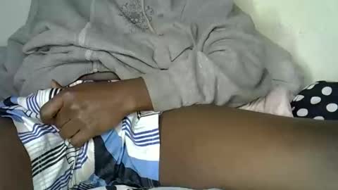 Snapshot of pureblack_ chatting on October 11, 2025, 7:34 pm Pureblack online show from October 11, 2025, 7:34 pm