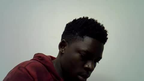 Snapshot of pureblack_ chatting on October 27, 2025, 9:35 am Pureblack online show from October 27, 2025, 9:35 am