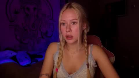 Megan online show from March 3, 2026, 7:42 pm