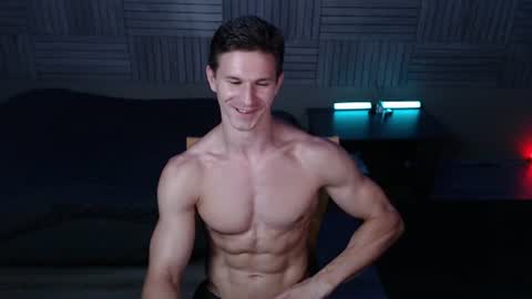 Snapshot of puremenshape chatting on July 6, 2026, 3:03 pm puremenshape online show from July 6, 2026, 3:03 pm