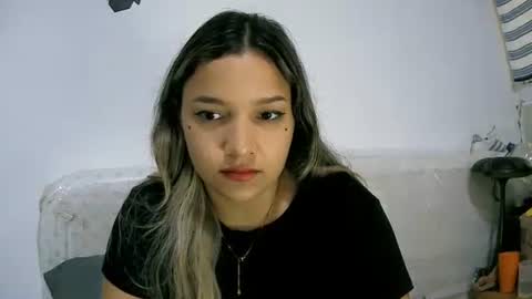 Snapshot of purple_23 chatting on March 31, 2026, 8:09 pm Lizzy online show from March 31, 2026, 8:09 pm