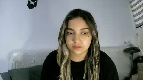 Snapshot of purple_23 chatting on April 4, 2026, 6:49 pm Lizzy online show from April 4, 2026, 6:49 pm