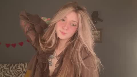 Bella online show from April 9, 2026, 6:19 am