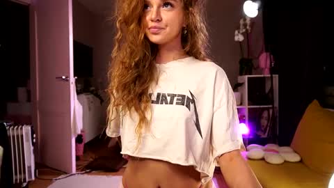 Snapshot of purple_baby chatting on June 3, 2026, 8:25 pm Sasha wait you here 6 of November. will celebrate my B- day online show from June 3, 2026, 8:25 pm