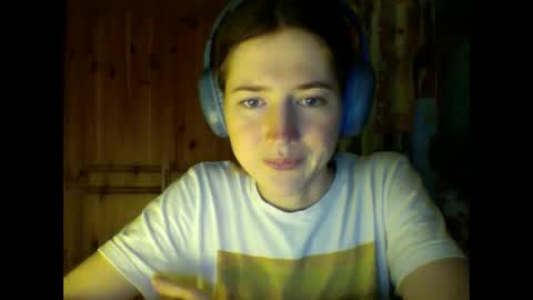 purple_cat55 online show from February 5, 2025, 10:19 am