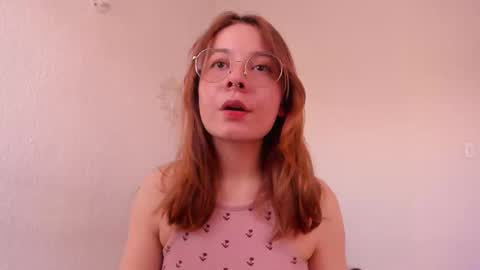 Snapshot of purple_opal chatting on September 11, 2025, 4:07 pm Vero online from Tuesday to Sunday online show from September 11, 2025, 4:07 pm