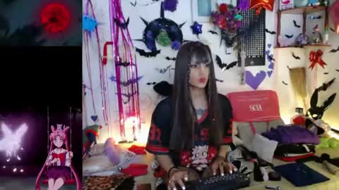 Snapshot of purplekattlyn chatting on June 10, 2026, 9:19 am purplekattlyn online show from June 10, 2026, 9:19 am