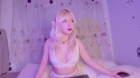 Purple Lilith online show from September 25, 2025, 9:02 am