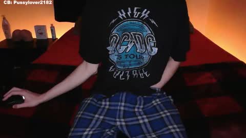 pussylover2182 online show from November 9, 2025, 4:11 am