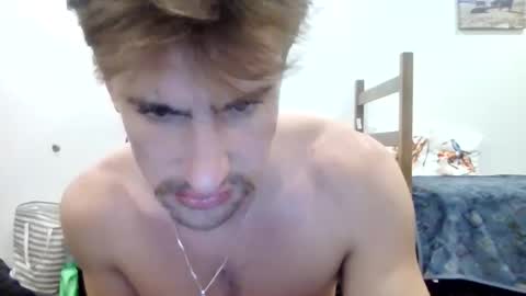 pussylover456782 online show from September 26, 2025, 3:32 am