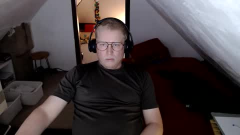 Snapshot of pussylovercb chatting on June 3, 2026, 11:24 am pussylovercb online show from June 3, 2026, 11:24 am