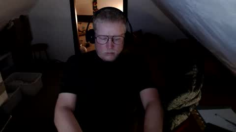 Snapshot of pussylovercb chatting on June 7, 2026, 8:34 pm pussylovercb online show from June 7, 2026, 8:34 pm