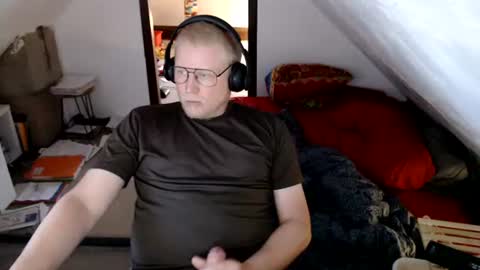 pussylovercb online show from August 3, 2026, 7:29 am