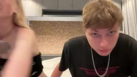 Lina online show from October 11, 2025, 7:45 pm