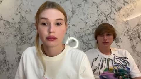 Lina online show from February 14, 2026, 11:29 am