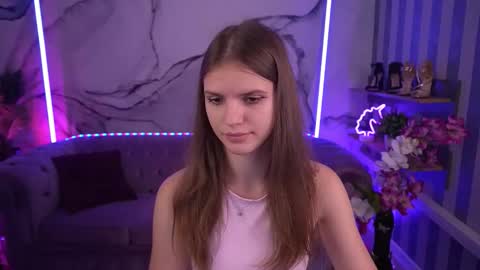 Ellie online show from September 23, 2025, 7:33 am