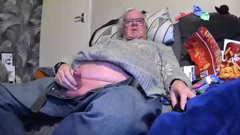 Genital sucker online show from January 26, 2025, 8:23 pm