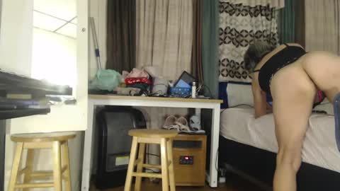 Snapshot of putiputi4u chatting on December 25, 2024, 7:57 am putiputi4u online show from December 25, 2024, 7:57 am