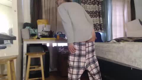 Snapshot of putiputi4u chatting on January 13, 2025, 6:49 pm putiputi4u online show from January 13, 2025, 6:49 pm