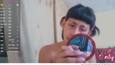 Snapshot of putiputisexo chatting on April 26, 2026, 7:55 pm putinaicolls online show from April 26, 2026, 7:55 pm