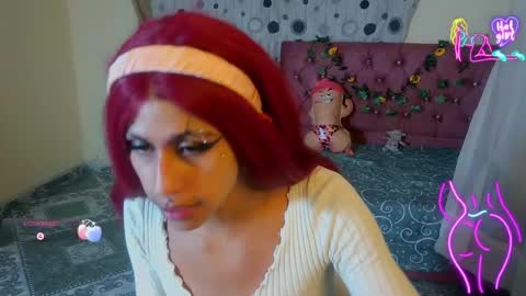 Snapshot of putiputisexo chatting on May 5, 2026, 2:19 am putinaicolls online show from May 5, 2026, 2:19 am