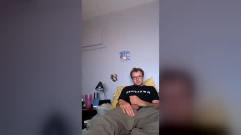 Snapshot of pvghhyt chatting on June 18, 2026, 4:57 am park online show from June 18, 2026, 4:57 am