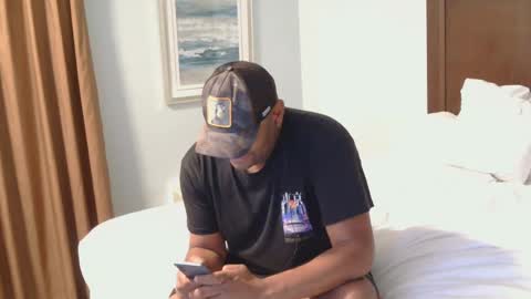 Snapshot of pwnst3rz chatting on December 18, 2024, 4:09 am pwnst3rz online show from December 18, 2024, 4:09 am