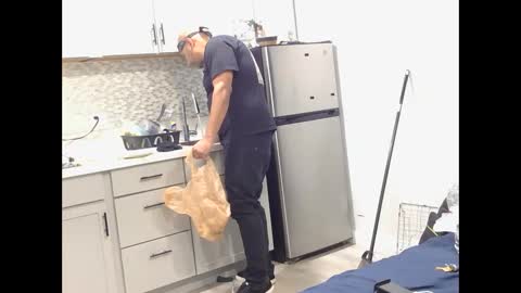 Snapshot of pwnst3rz chatting on January 14, 2026, 11:31 pm pwnst3rz online show from January 14, 2026, 11:31 pm