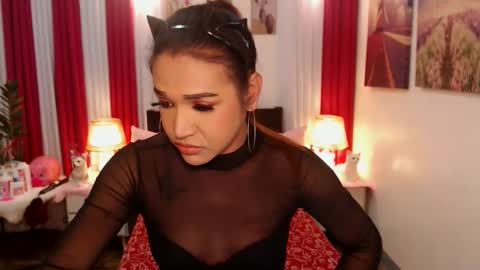 Snapshot of pythoncock4u chatting on December 7, 2024, 12:56 pm Queen Agatha online show from December 7, 2024, 12:56 pm