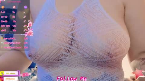 Snapshot of qu33nandh3rk1ng chatting on January 23, 2025, 6:45 pm Queen And King online show from January 23, 2025, 6:45 pm