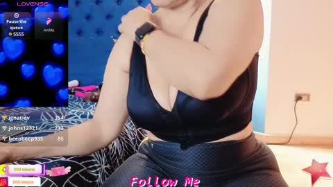 Snapshot of qu33nandh3rk1ng chatting on February 7, 2025, 4:56 pm Queen And King online show from February 7, 2025, 4:56 pm