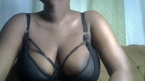 queeen online show from February 4, 2026, 8:47 pm