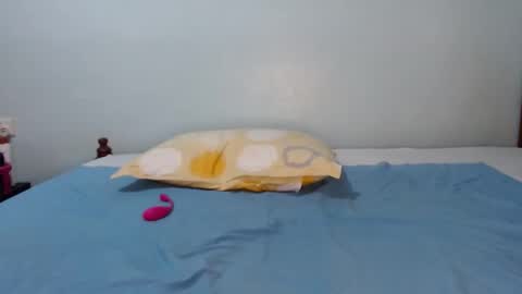 emmie online show from December 31, 2024, 1:52 pm