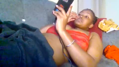 queen_doli online show from May 15, 2026, 11:23 pm