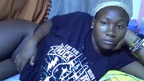 queen_jazmine online show from March 4, 2026, 3:01 am