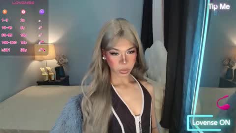 queen_nicolexxx online show from November 5, 2025, 11:10 am