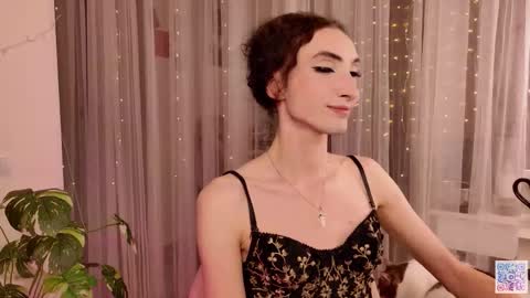 queen_of_tease online show from October 13, 2025, 4:51 pm