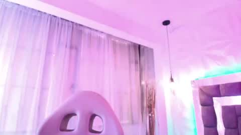   online show from June 23, 2026, 12:14 pm