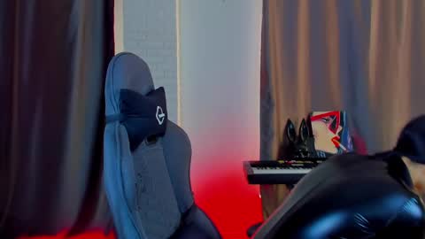 Your world and the universe Aliss online show from February 19, 2025, 5:05 am